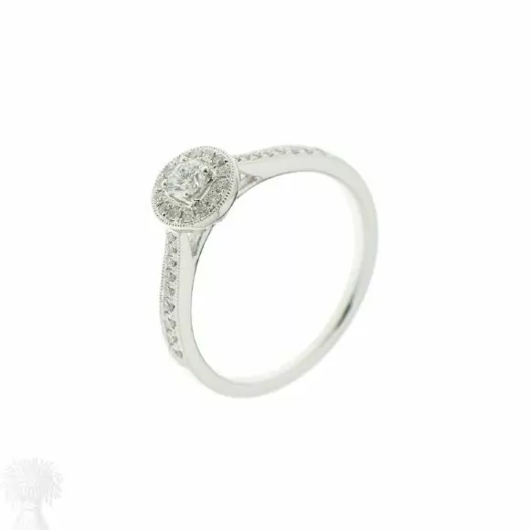 18ct White Gold Diamond Cluster Ring with Diamond Shouldlers