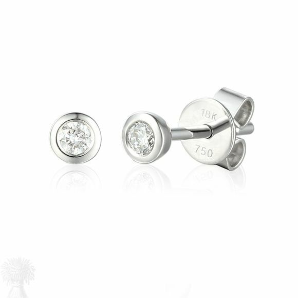 18ct White Gold Single Stone Round Diamond Stud Earrings
