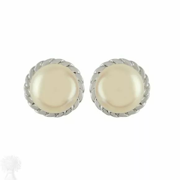 9ct White Gold Fresh Water Pearl Stud Earrings