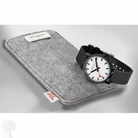 Unisex Eco-Friendly Mondaine Quartz Wrist Watch