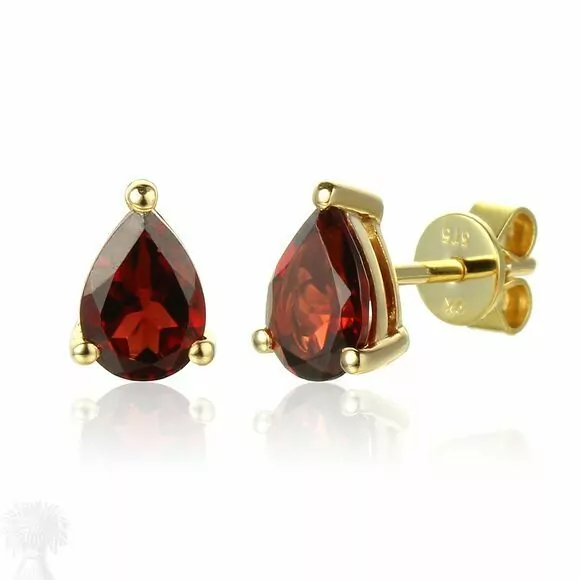 9ct Yellow Gold Single Stone Pear Shape Garnet Stud Earrings